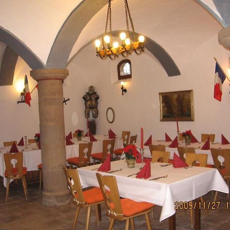 Emskirchen Alte Poststation Goldener Hirsch酒店 外观 照片