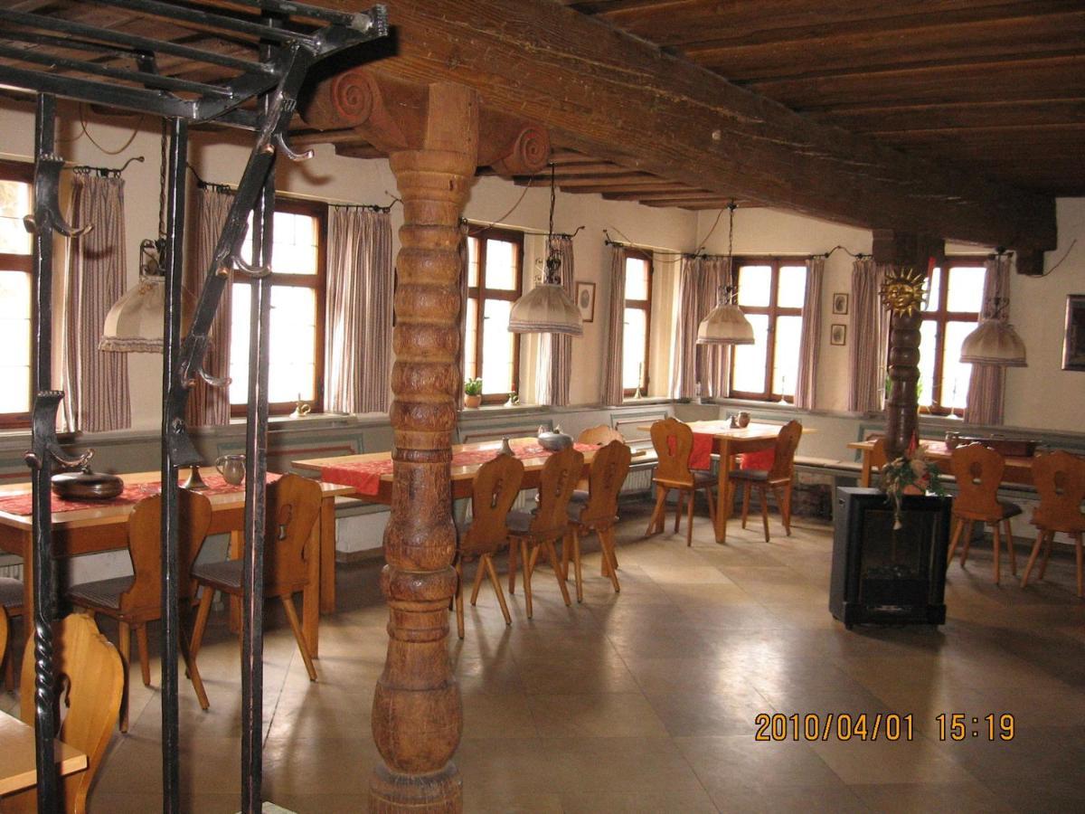Emskirchen Alte Poststation Goldener Hirsch酒店 外观 照片